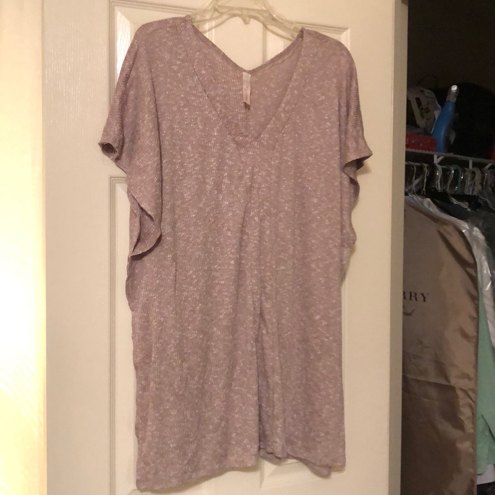 Lightweight sweater tunic